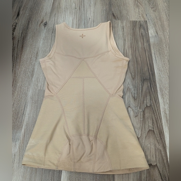 Tommie Cooper Women's Small Low Back Support Tank Top, Nude, Under Garment - Picture 8 of 10